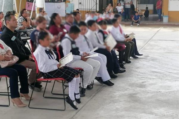 Realizan concurso de oratoria en Santa Cruz Hidalgo, Misantla 