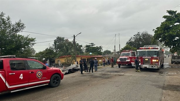 Se incendia casa en Ixmatlahuacan por una veladora