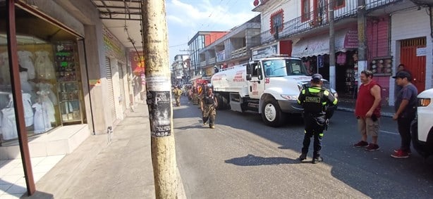 Incendio en tienda causa alarma en habitantes de Córdoba