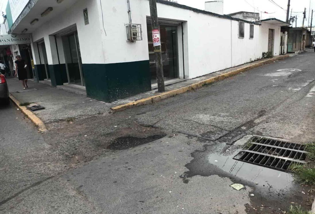 Alertan por drenaje tapado en colonia Vista Alegre, en Boca del Río