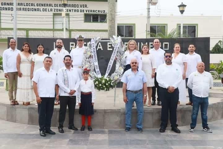 Conmemoran en Alvarado el 218 aniversario del natalicio de Benito Juárez