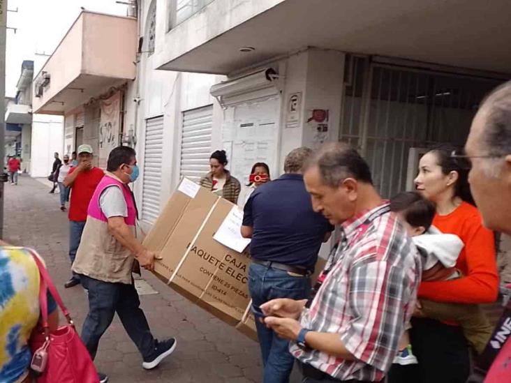 Sin mayor vigilancia, material electoral arriba a Orizaba