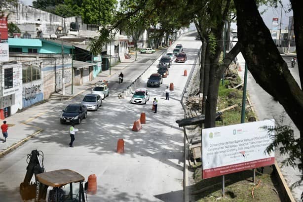 Abren puente vehicular de Lázaro Cárdenas, en Xalapa