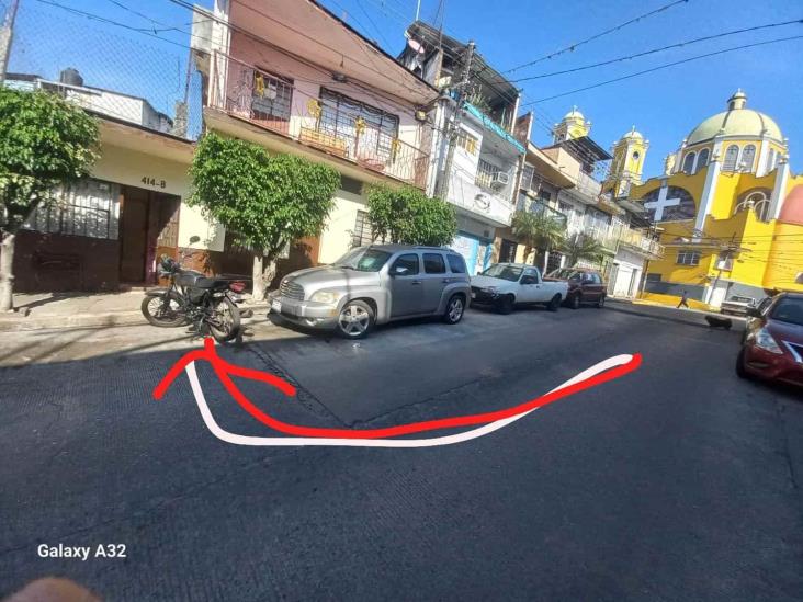 A plena luz del día, roban moto y camioneta en zona centro de Veracruz