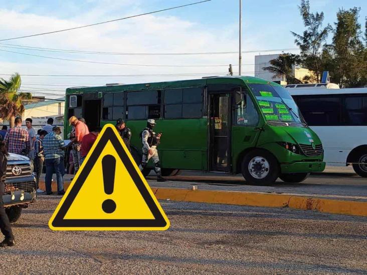 Terror en Coatzacoalcos; disparan a mujer que viajaba en un autobús