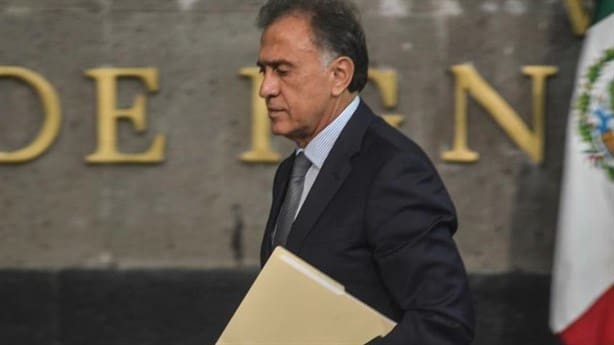 Fiscalía de la República debe investigar acusaciones contra Yunes Linares, advierte AMLO