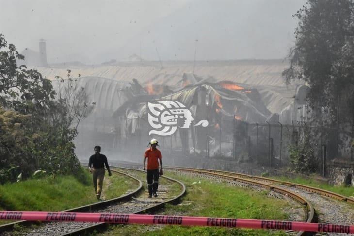 Se incendia la planta Paper Empaques Industriales en Ixtaczoquitlán