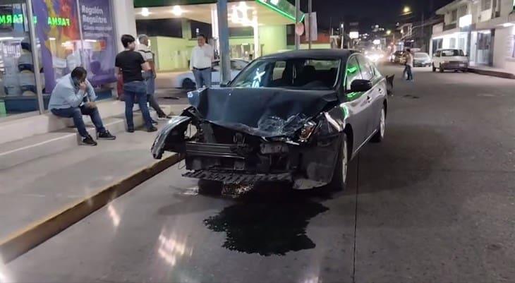 Se registra fuerte choque en el centro de Martínez 
