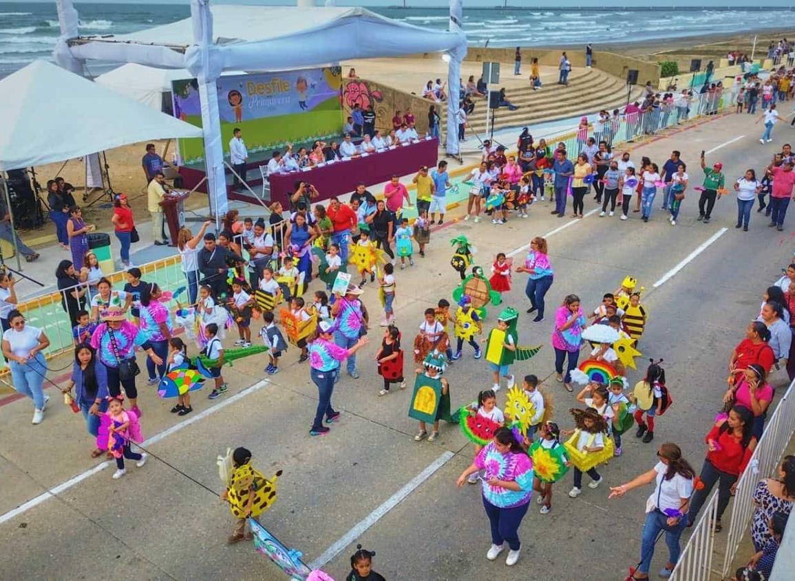 Malecón Costero se llena de colores con ‘Desfile de la Primavera 2024’