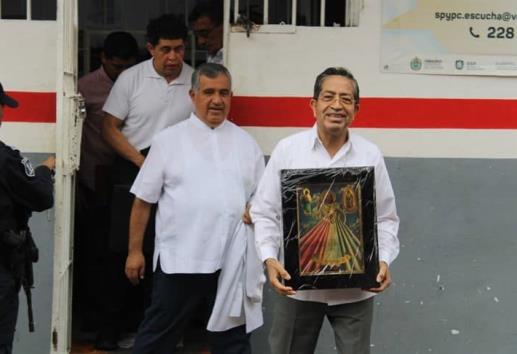 Obispo de la diócesis de Papantla, visita centro penitenciario de Misantla