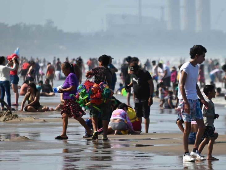 A reventar de turistas, playas en la zona norte de Veracruz