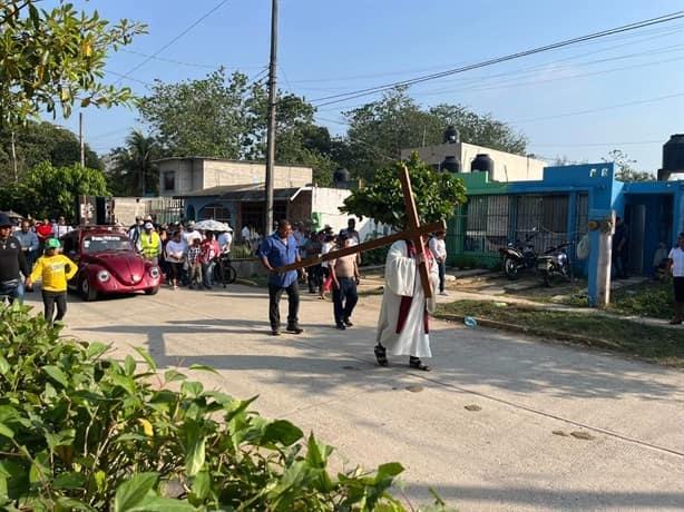 Saldo blanco por viacrucis en Cosamaloapan