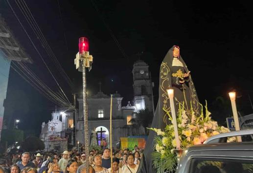 Católicos de Misantla expresan su devoción religiosa durante Semana Santa