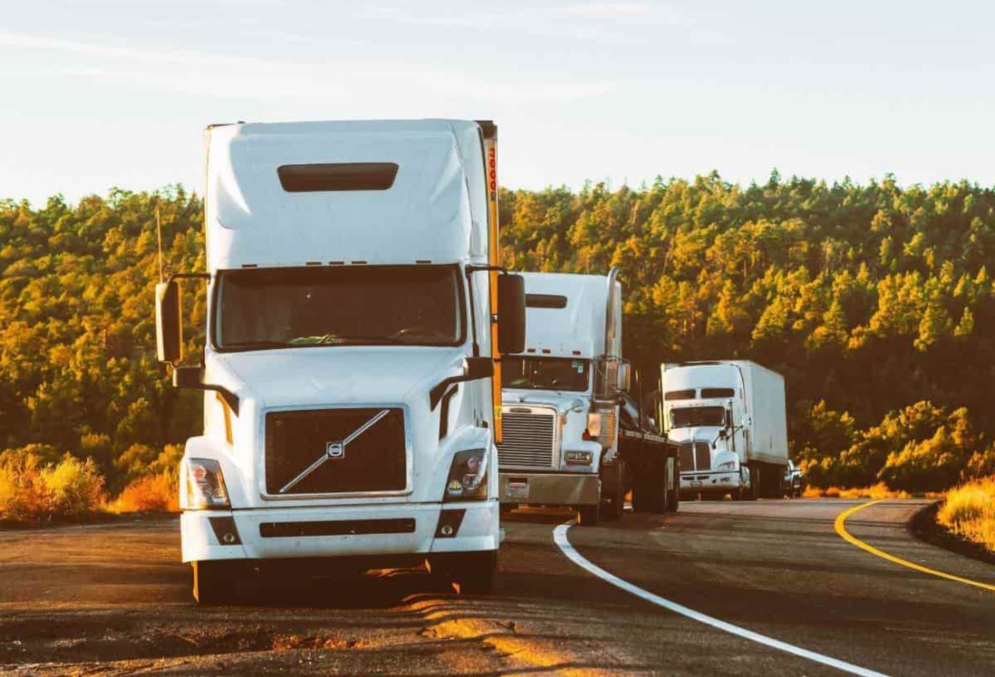 Canacar implementa restricciones a camiones en carreteras por Semana Santa