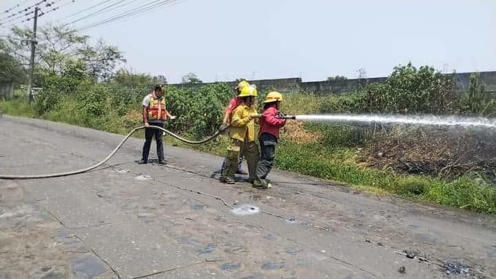 Revientan cables y casi causan incendio; pasó en Fortín