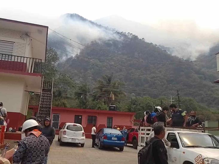 Se reactivan cuatro puntos de incendio en el cerro de El Gentil