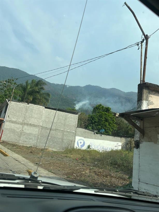 Se reactivan cuatro puntos de incendio en el cerro de El Gentil