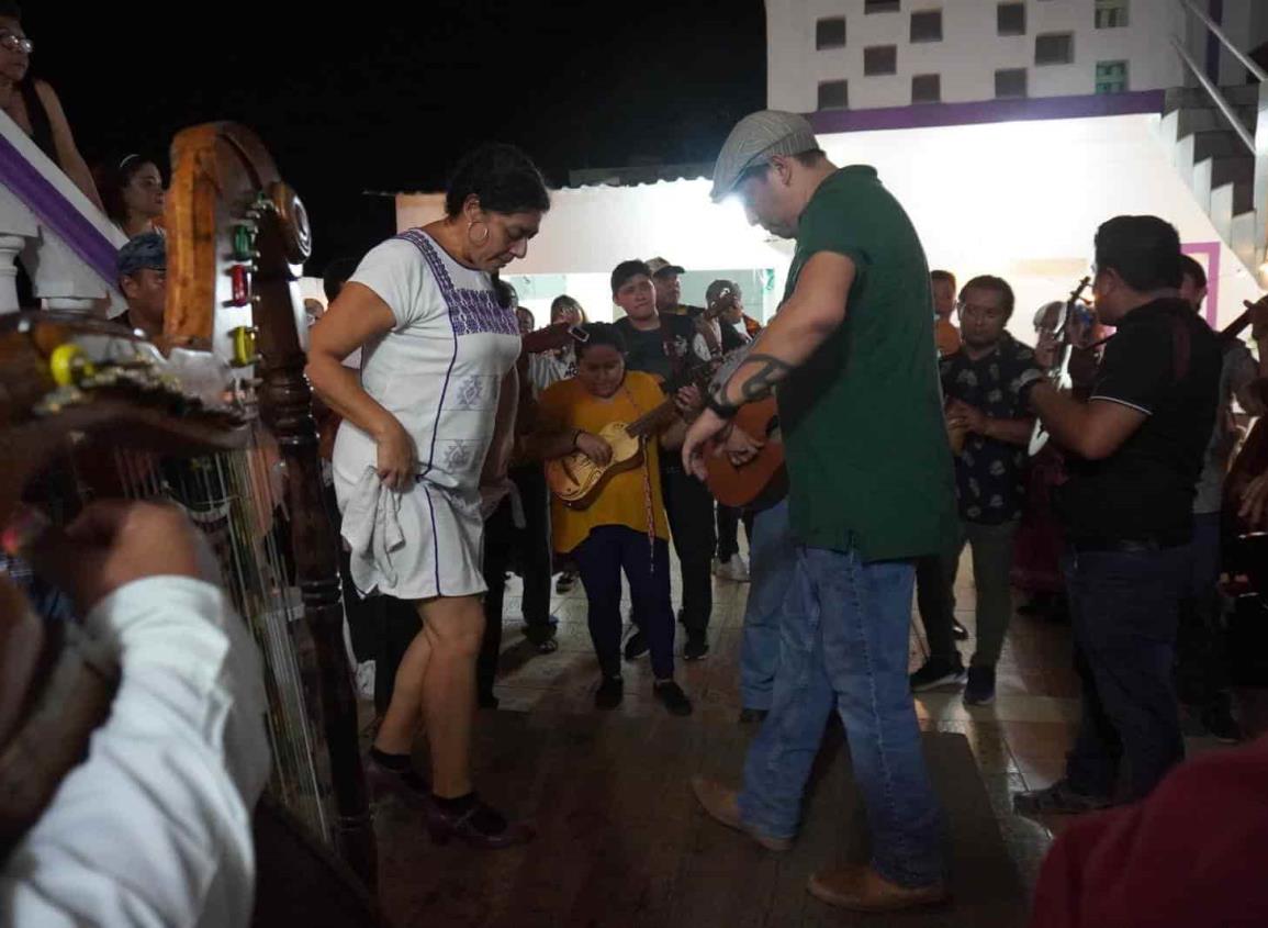 Descubriendo Historias: Rubí Oseguera, una bailadora del Son Jarocho | VIDEO