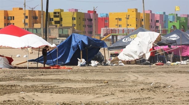 Surada llega a Coatzacoalcos con 46 °C de sensación térmica, ¿aún hay acceso a la playa?