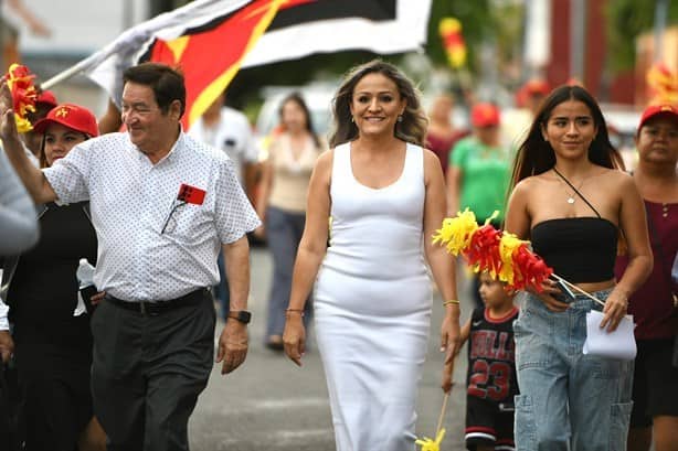 Anaid Violeta López Mejía se registra ante el OPLE como candidata a diputada local por el PT