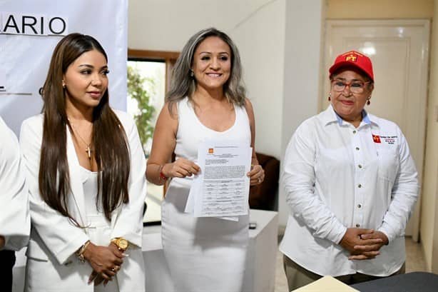 Anaid Violeta López Mejía se registra ante el OPLE como candidata a diputada local por el PT