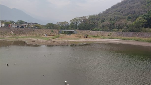 Alerta por dengue  obliga a limpieza de Laguna del Chirimoyo, en Orizaba