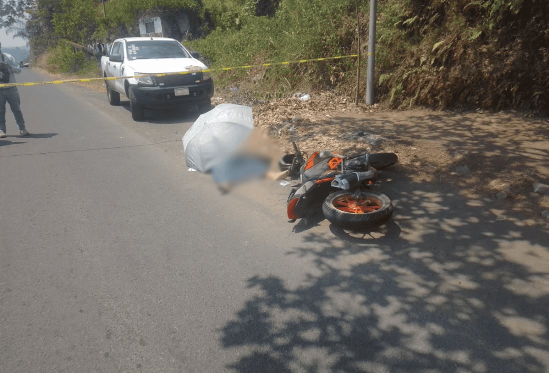 Mujer pierde la vida tras ser atropellada por una motocicleta en Catemaco