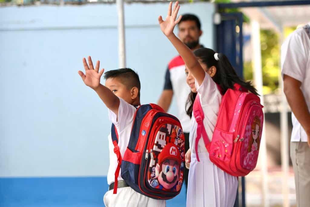 ¡Todos a clases en Veracruz este lunes 8 de abril con todo y eclipse solar!