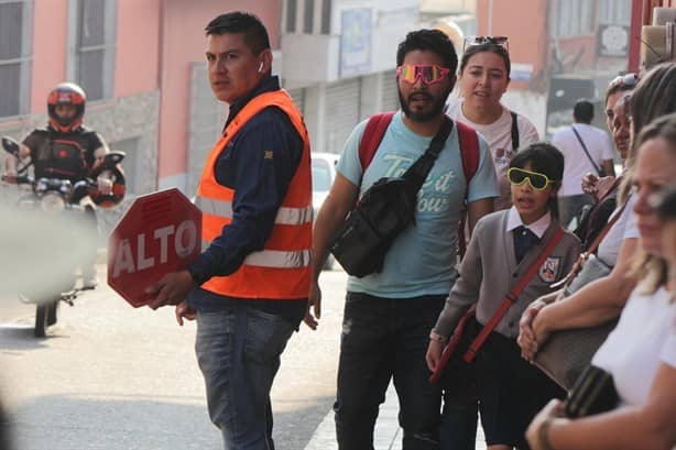 Terminaron las vacaciones, regresan a clases estudiantes en Veracruz