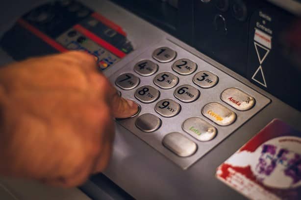 Usuarios de BBVA México: estos son los nuevos límites de retiros en cajeros automáticos