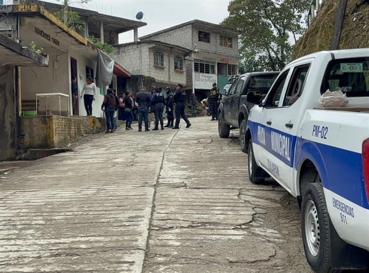 Joven es localizado sin vida al interior de su domicilio en Tomatlán