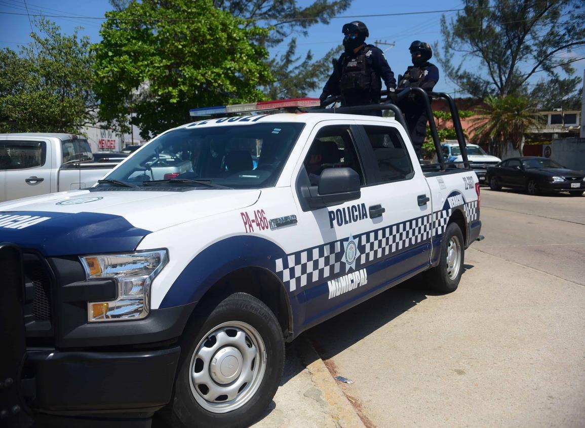 Estudiante sufre asalto en colonia Coatzacoalcos; le roban hasta la tarea