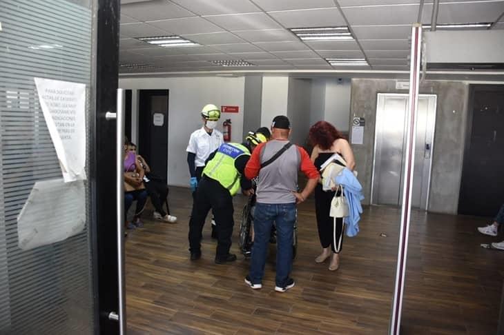 Pareja se queda atrapada en elevador del Centro Integral de Justicia en Orizaba