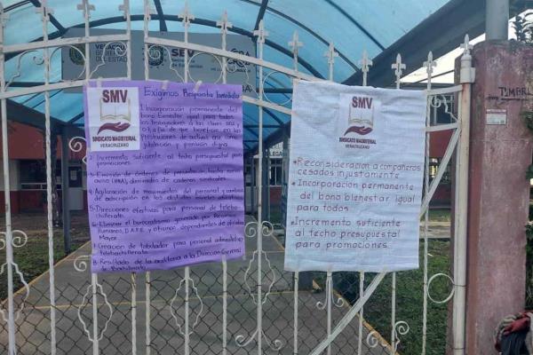 Toman instalaciones de SEV en Orizaba; ¿qué exigen?