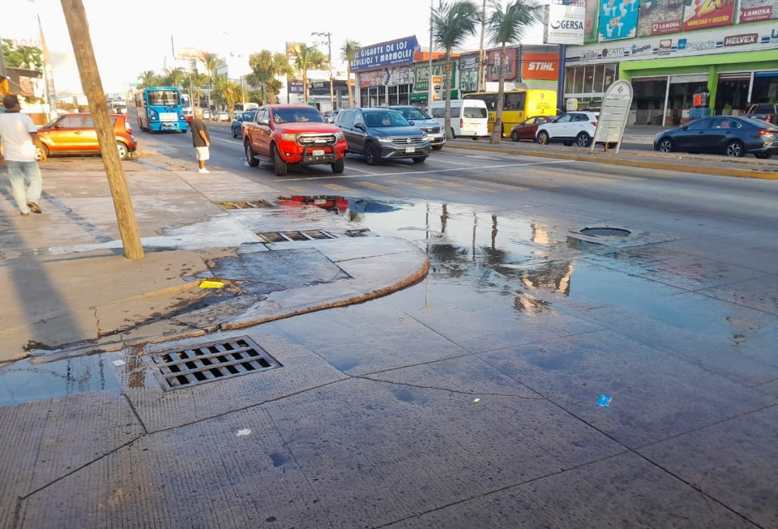 Denuncian fuga de aguas negras en colonia Ejido Primero de Mayo Norte