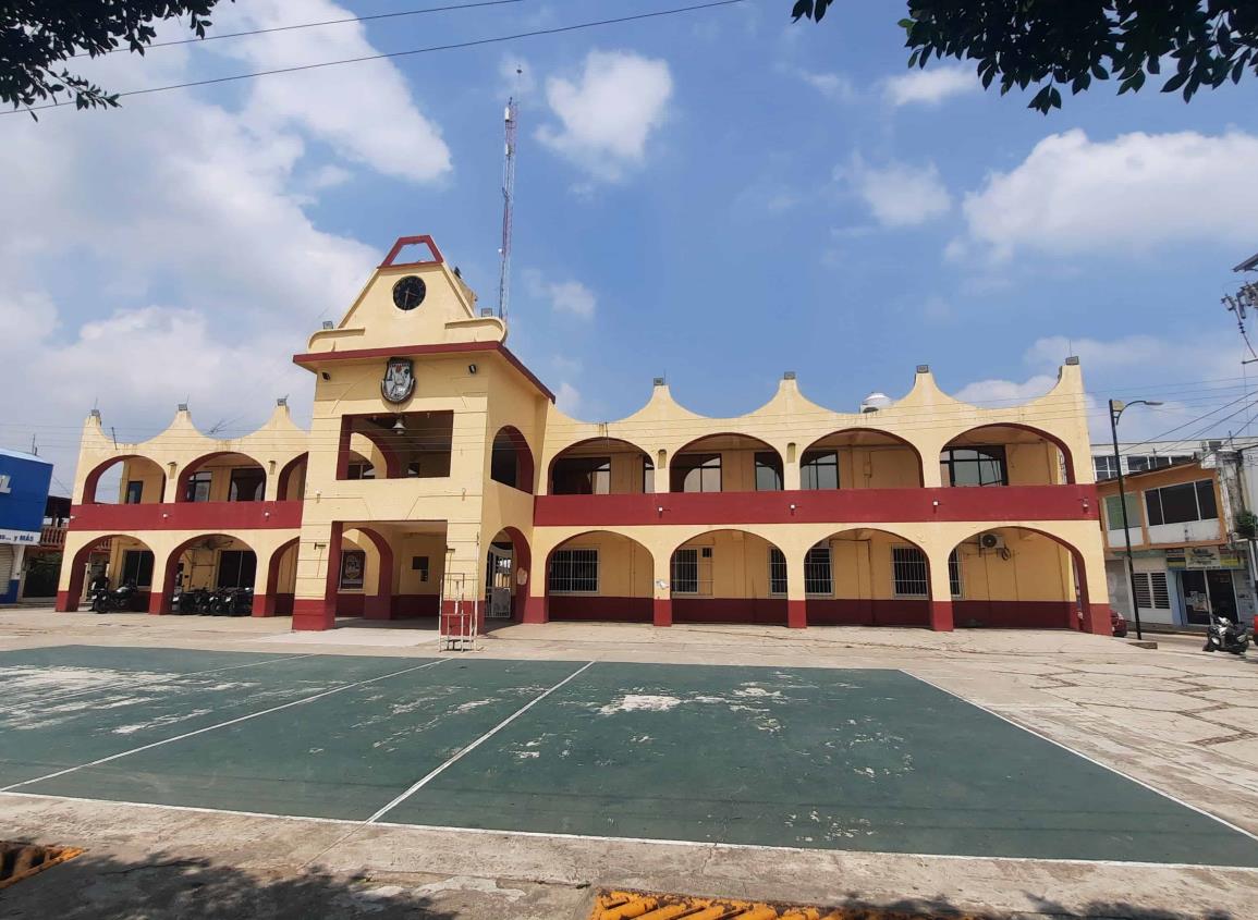 Empleados municipales de Las Choapas llegaron a acuerdos con Ayuntamiento local