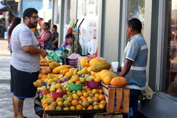 Desde la sierra del sur a tu hogar: esta es la variedad de frutas y verduras que ofrecen en Coatzacoalcos