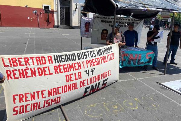 Vuelve FNLS a la Plaza Lerdo de Xalapa; exigen liberar a Higinio Bustos