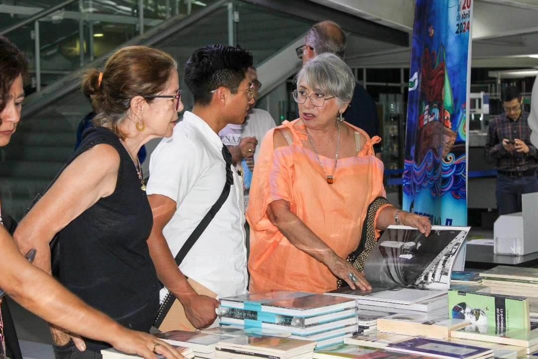 Festival de la Lectura en Veracruz atrae a universidades y escuelas