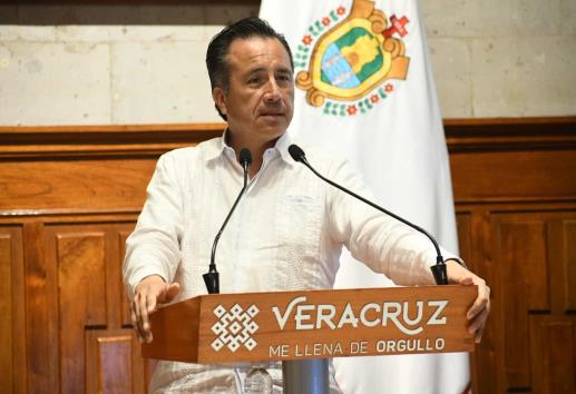 ¿No que no? Cuitláhuac García borra conferencia en la que violentó proceso del ´Compa Playa´