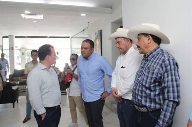 José Yunes Zorrilla promete fortalecer la educación superior en Veracruz