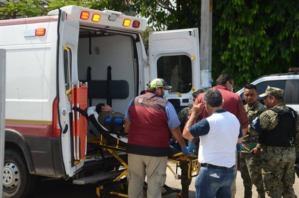 Fuerte choque entre una ambulancia y una patrulla de la SSP en Veracruz | VIDEO