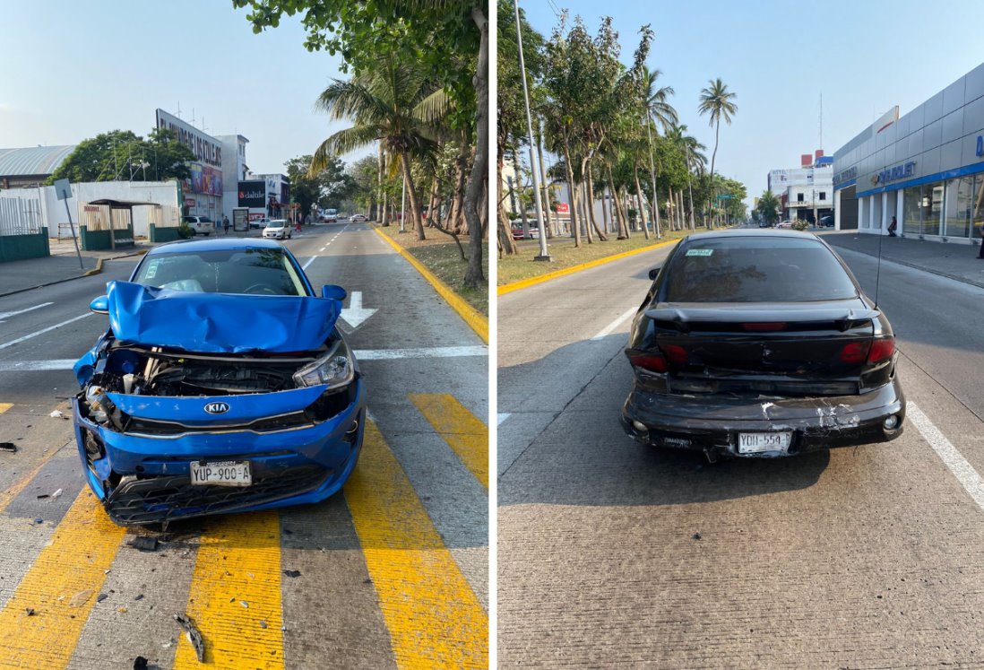 Fuerte accidente tras choque de dos vehículos en avenida Díaz Mirón, Veracruz