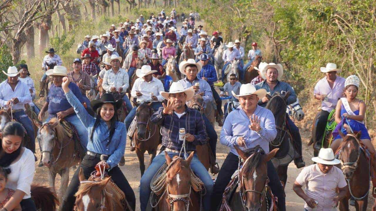 Exitosa cabalgata en El Juile en honor a Santa Inés del Monte 