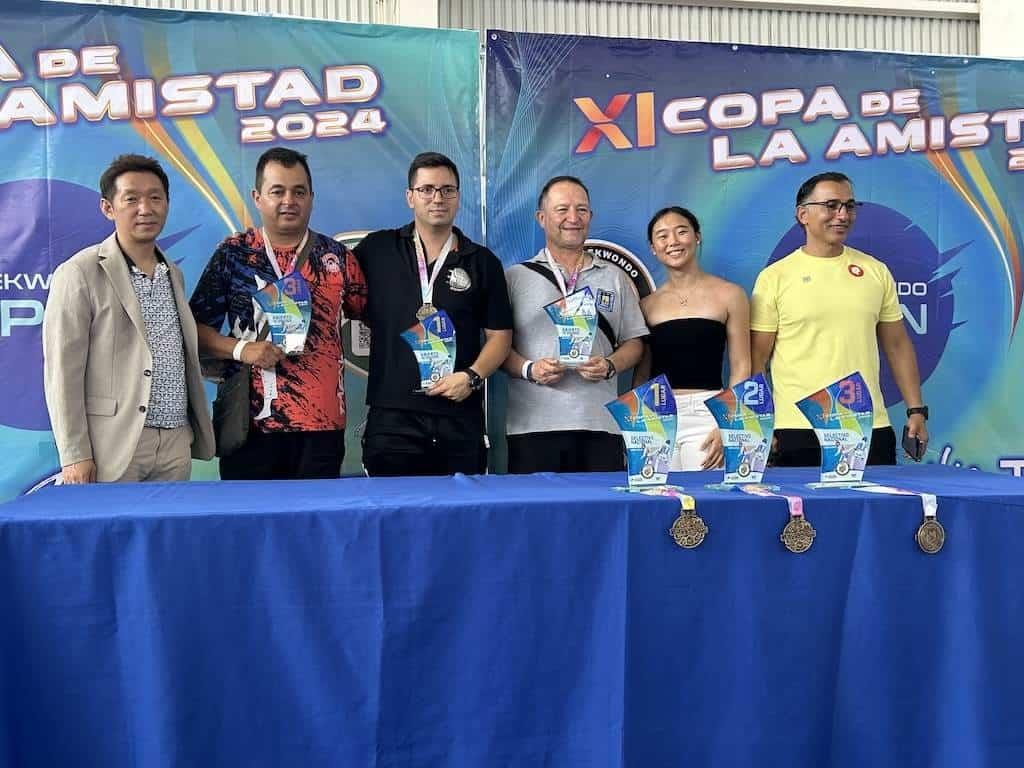 Éxito la copa de la Amistad en la Arena Veracruz
