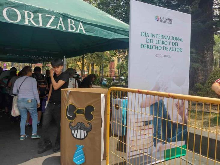 Con talleres y lecturas, celebran el Día Internacional del Libro en Orizaba