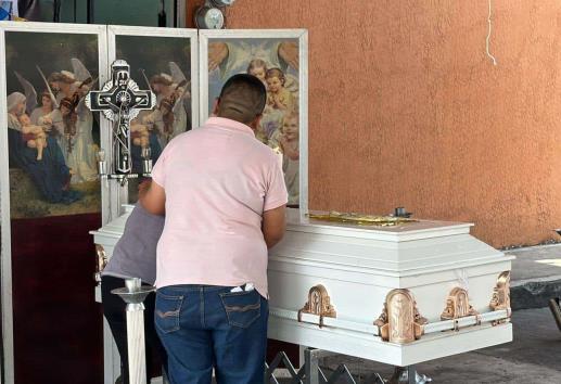 Dan último adiós a José Armando, niño xalapeño que perdió la batalla contra el cáncer