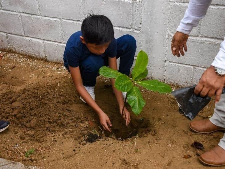 Así es conmemoraron el Día Mundial de la Tierra en primarias de Coatzacoalcos