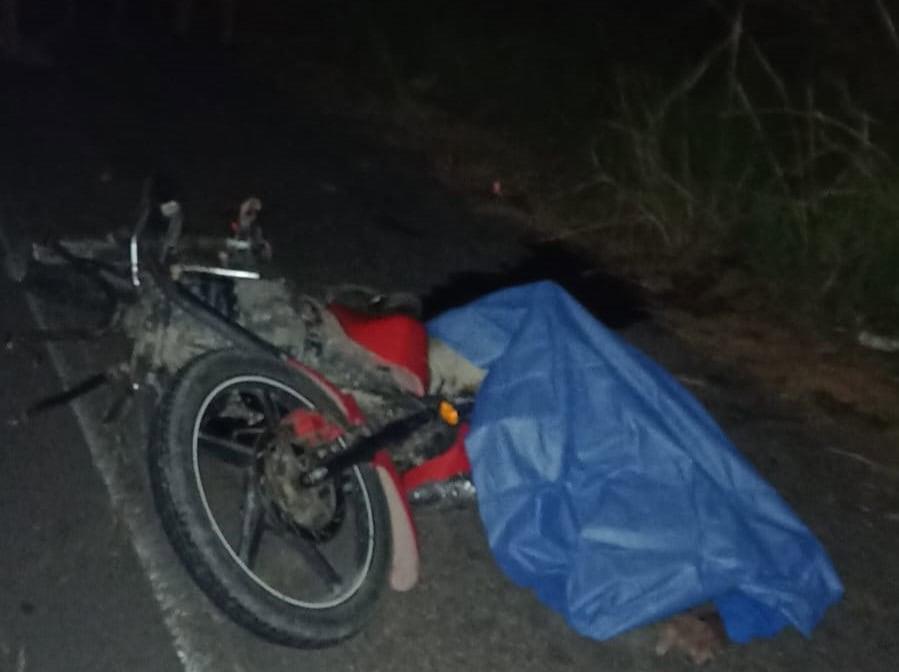 Trágico choque entre dos motos en Tlalixcoyan: los 2 perdieron la vida