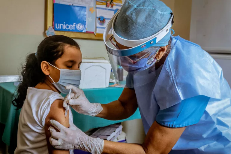 En mayo termina campaña especial de vacunación en México para niños